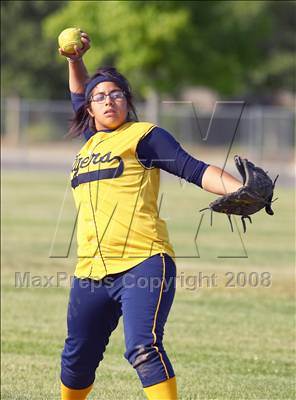 Thumbnail 3 in Inderkum @ Natomas photogallery.