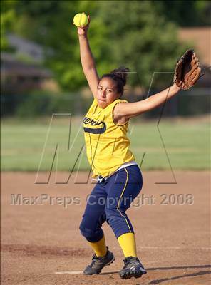 Thumbnail 3 in Inderkum @ Natomas photogallery.