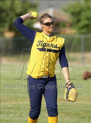 Thumbnail 2 in Inderkum @ Natomas photogallery.