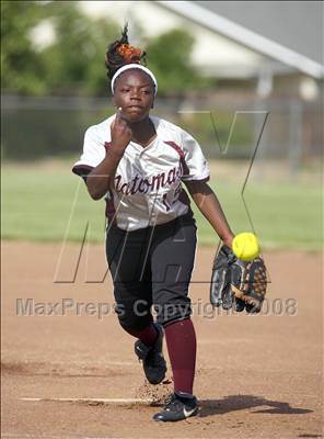 Thumbnail 1 in Inderkum @ Natomas photogallery.