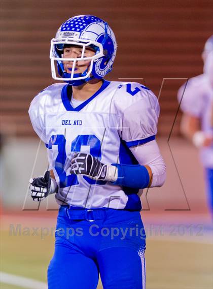 Thumbnail 2 in Veterans Memorial vs. Del Rio (UIL 5A Division 2 Area Playoff) photogallery.