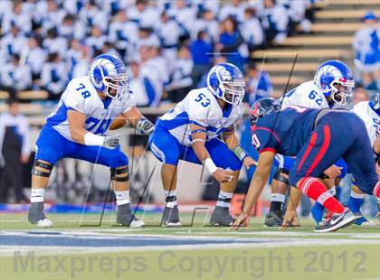 Thumbnail 1 in Veterans Memorial vs. Del Rio (UIL 5A Division 2 Area Playoff) photogallery.