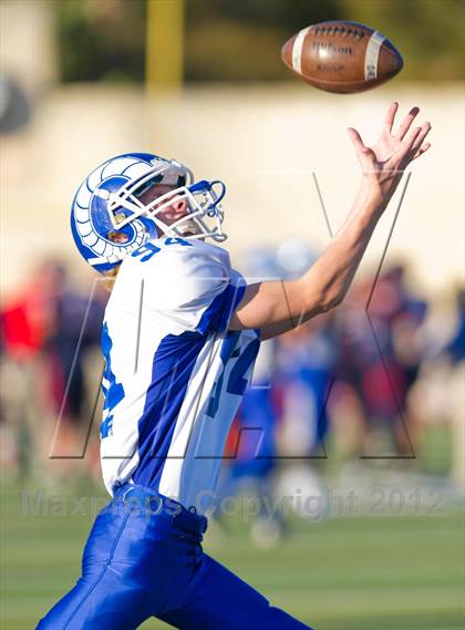 Thumbnail 1 in Veterans Memorial vs. Del Rio (UIL 5A Division 2 Area Playoff) photogallery.