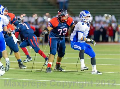 Thumbnail 1 in Veterans Memorial vs. Del Rio (UIL 5A Division 2 Area Playoff) photogallery.