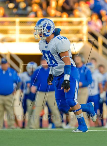 Thumbnail 1 in Veterans Memorial vs. Del Rio (UIL 5A Division 2 Area Playoff) photogallery.