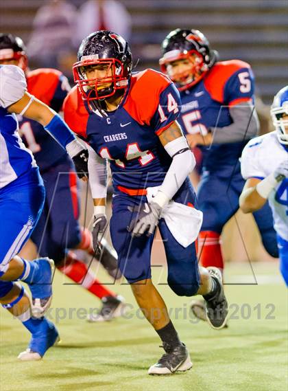 Thumbnail 1 in Veterans Memorial vs. Del Rio (UIL 5A Division 2 Area Playoff) photogallery.
