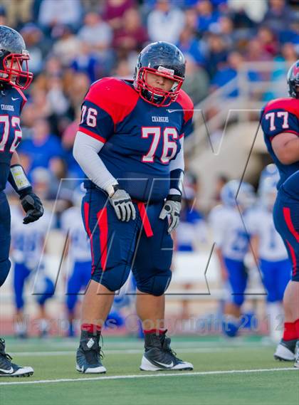 Thumbnail 2 in Veterans Memorial vs. Del Rio (UIL 5A Division 2 Area Playoff) photogallery.