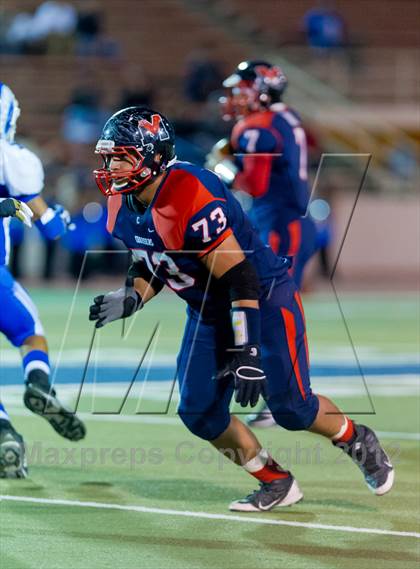 Thumbnail 2 in Veterans Memorial vs. Del Rio (UIL 5A Division 2 Area Playoff) photogallery.