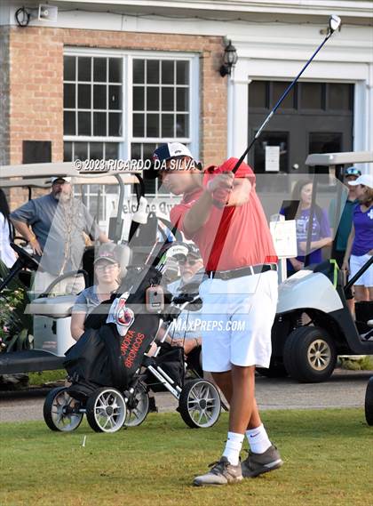Thumbnail 2 in UIL 2A Boys Golf Finals photogallery.