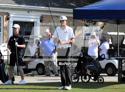 Thumbnail 2 in UIL 2A Boys Golf Finals photogallery.