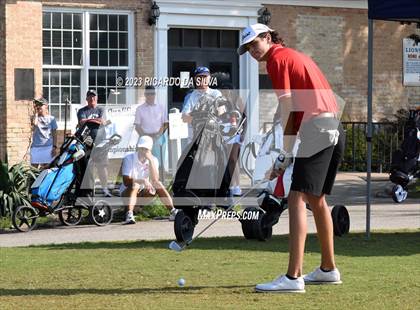 Thumbnail 1 in UIL 2A Boys Golf Finals photogallery.