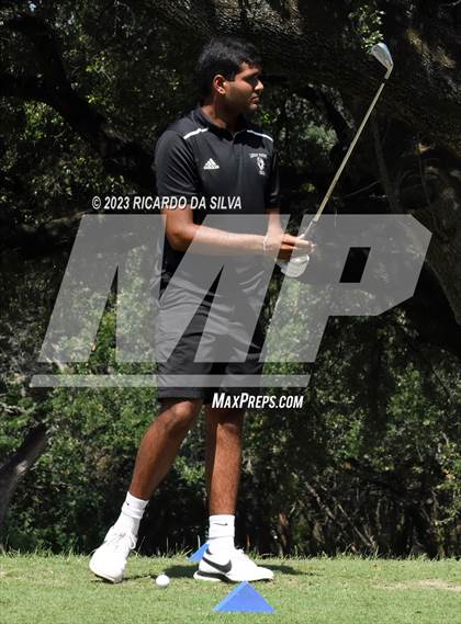 Thumbnail 3 in UIL 2A Boys Golf Finals photogallery.