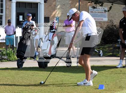 Thumbnail 3 in UIL 2A Boys Golf Finals photogallery.