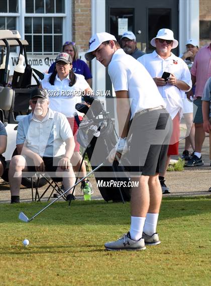 Thumbnail 2 in UIL 2A Boys Golf Finals photogallery.