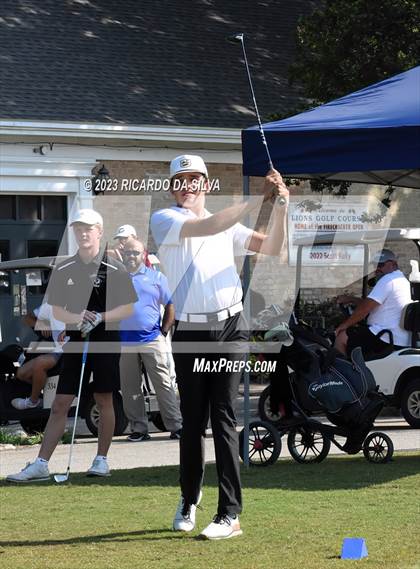 Thumbnail 1 in UIL 2A Boys Golf Finals photogallery.