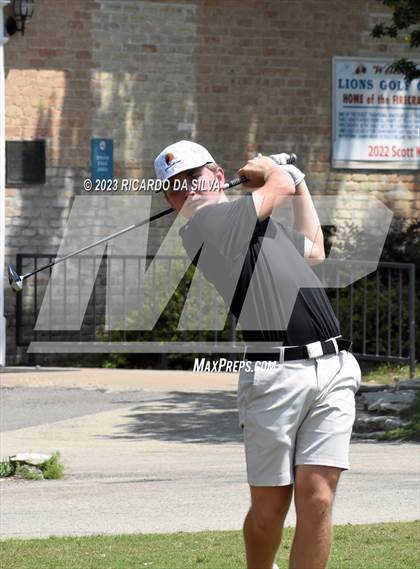 Thumbnail 3 in UIL 2A Boys Golf Finals photogallery.