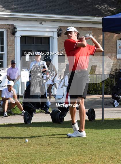 Thumbnail 3 in UIL 2A Boys Golf Finals photogallery.