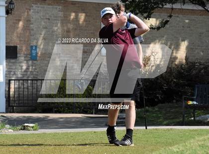 Thumbnail 3 in UIL 2A Boys Golf Finals photogallery.