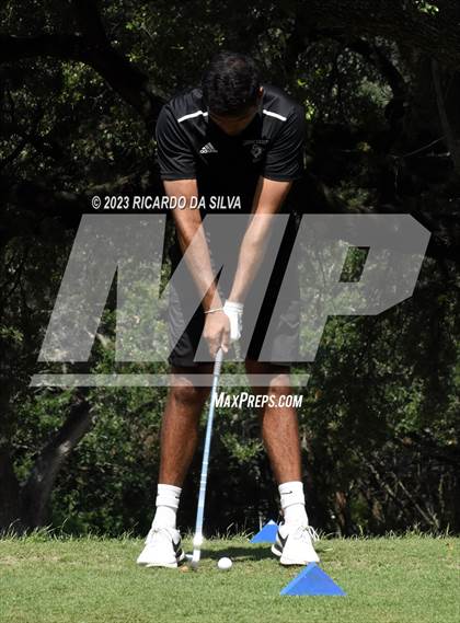 Thumbnail 1 in UIL 2A Boys Golf Finals photogallery.