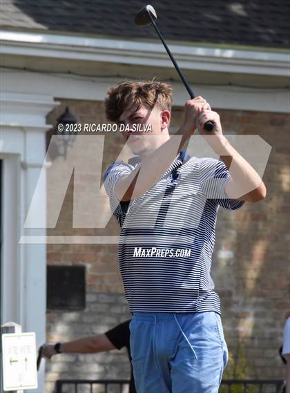 Thumbnail 1 in UIL 2A Boys Golf Finals photogallery.