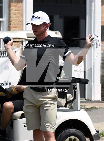 Thumbnail 1 in UIL 2A Boys Golf Finals photogallery.