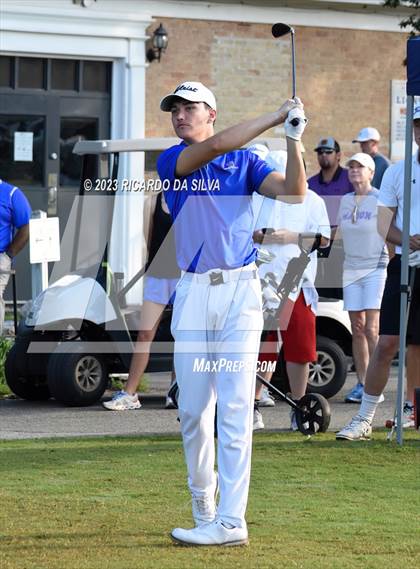 Thumbnail 3 in UIL 2A Boys Golf Finals photogallery.