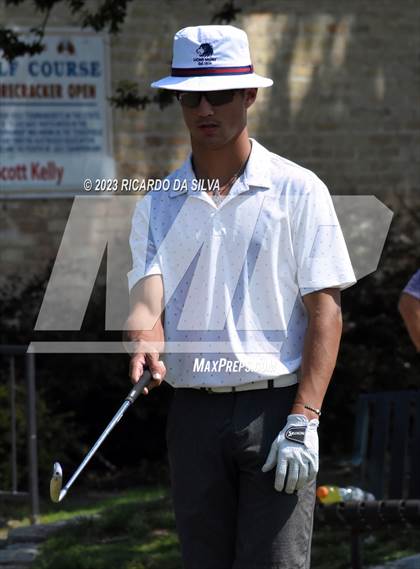 Thumbnail 2 in UIL 2A Boys Golf Finals photogallery.
