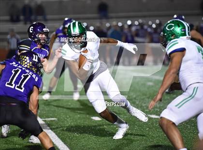 Thumbnail 3 in Cuero vs Navarro (UIL Class 4A-2 Region IV Third Round) photogallery.