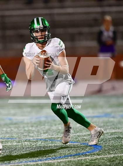 Thumbnail 2 in Cuero vs Navarro (UIL Class 4A-2 Region IV Third Round) photogallery.