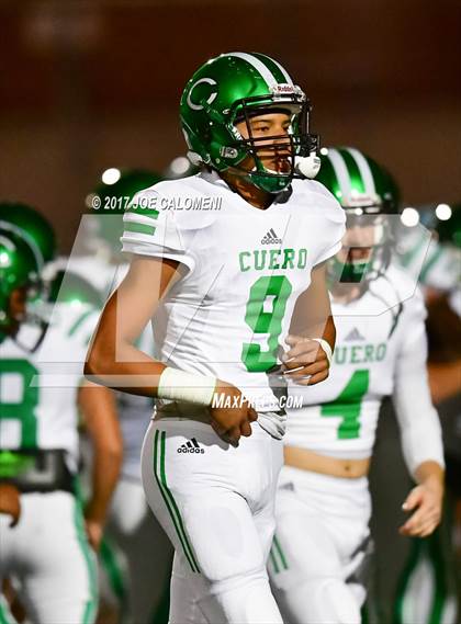 Thumbnail 2 in Cuero vs Navarro (UIL Class 4A-2 Region IV Third Round) photogallery.