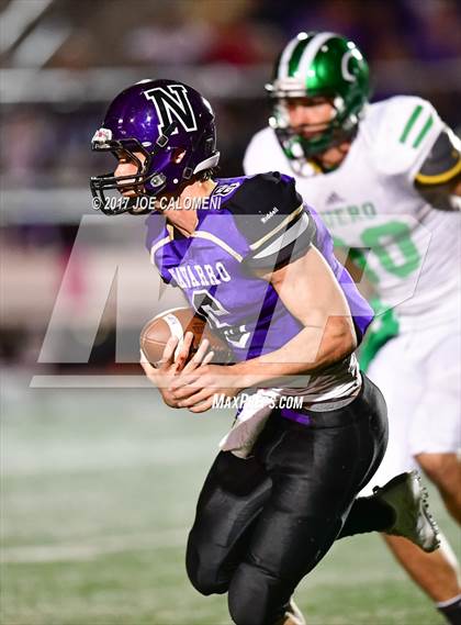 Thumbnail 2 in Cuero vs Navarro (UIL Class 4A-2 Region IV Third Round) photogallery.