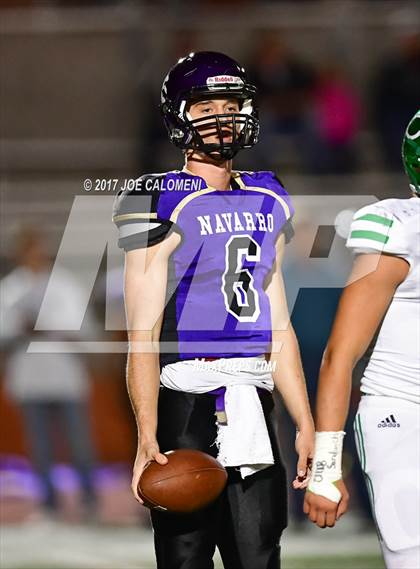 Thumbnail 3 in Cuero vs Navarro (UIL Class 4A-2 Region IV Third Round) photogallery.