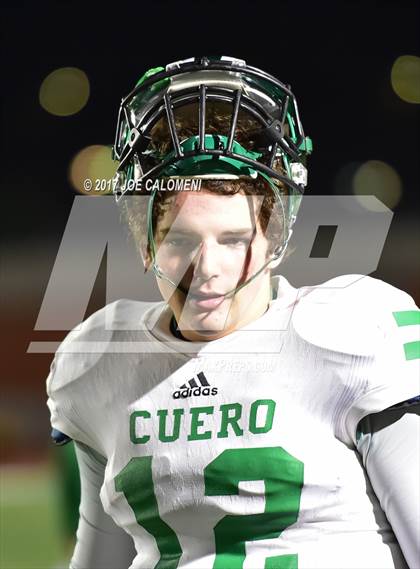 Thumbnail 1 in Cuero vs Navarro (UIL Class 4A-2 Region IV Third Round) photogallery.