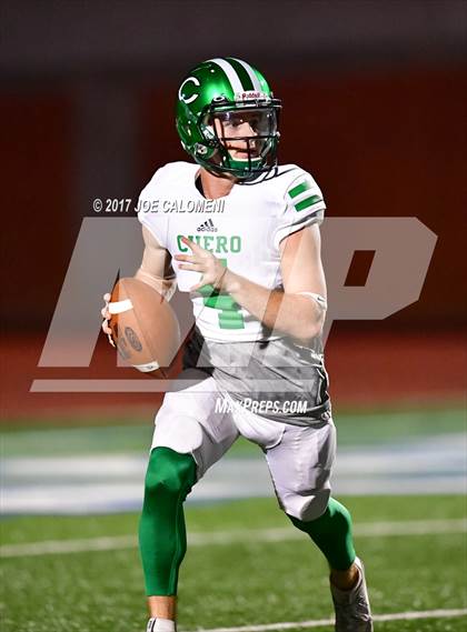 Thumbnail 1 in Cuero vs Navarro (UIL Class 4A-2 Region IV Third Round) photogallery.