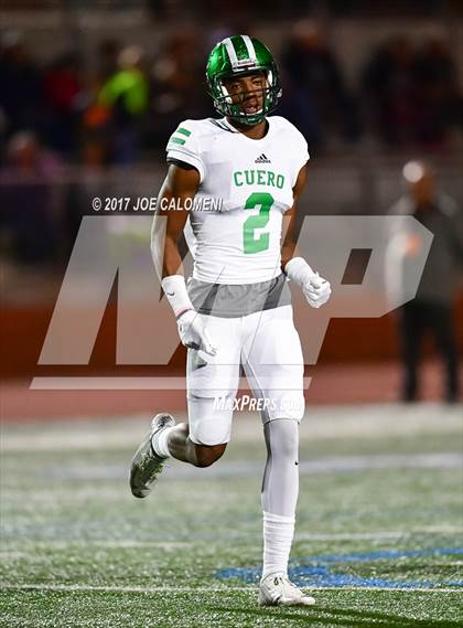 Thumbnail 2 in Cuero vs Navarro (UIL Class 4A-2 Region IV Third Round) photogallery.