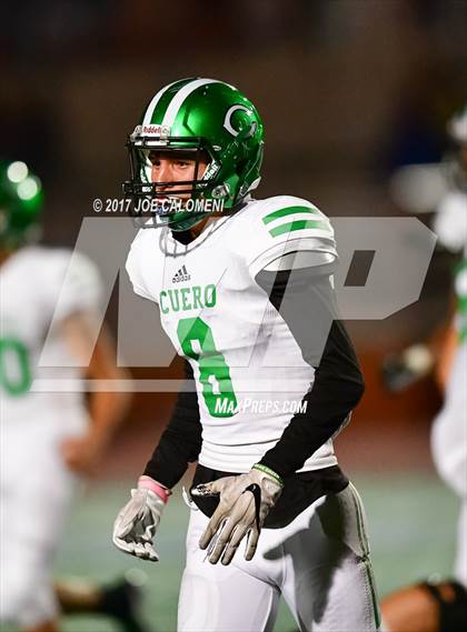 Thumbnail 3 in Cuero vs Navarro (UIL Class 4A-2 Region IV Third Round) photogallery.