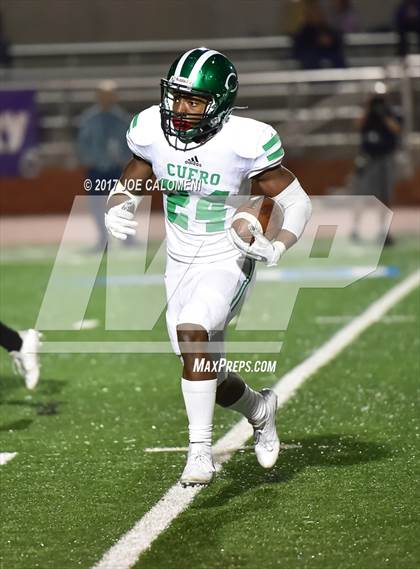 Thumbnail 1 in Cuero vs Navarro (UIL Class 4A-2 Region IV Third Round) photogallery.