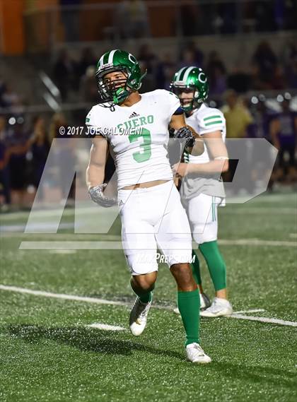 Thumbnail 1 in Cuero vs Navarro (UIL Class 4A-2 Region IV Third Round) photogallery.