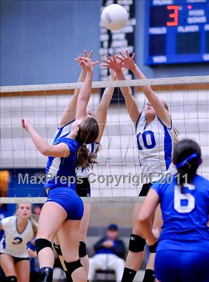 Thumbnail 2 in Rocklin vs. Folsom (CIF SJS Playoffs)  photogallery.
