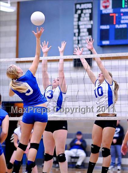 Thumbnail 2 in Rocklin vs. Folsom (CIF SJS Playoffs)  photogallery.