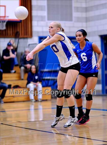 Thumbnail 2 in Rocklin vs. Folsom (CIF SJS Playoffs)  photogallery.