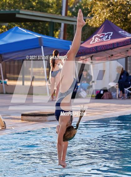 Thumbnail 2 in AIA Division II Diving State Championships (Semi-Finals) photogallery.