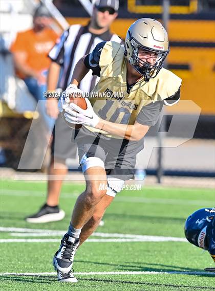 Thumbnail 1 in Oak Hill vs Delta (Grant County Scrimmage) photogallery.