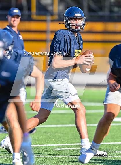 Thumbnail 3 in Oak Hill vs Delta (Grant County Scrimmage) photogallery.