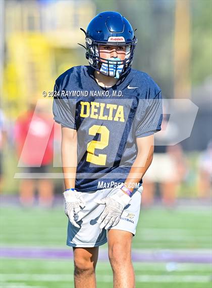 Thumbnail 1 in Oak Hill vs Delta (Grant County Scrimmage) photogallery.