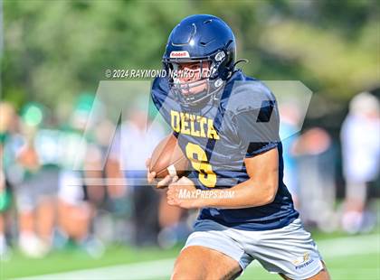 Thumbnail 2 in Oak Hill vs Delta (Grant County Scrimmage) photogallery.