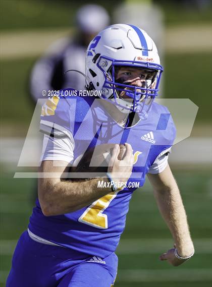 Thumbnail 3 in Lubbock Christian vs. Dallas Christian (TAPPS Division III Final) photogallery.