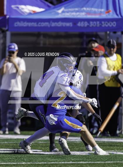 Thumbnail 2 in Lubbock Christian vs. Dallas Christian (TAPPS Division III Final) photogallery.