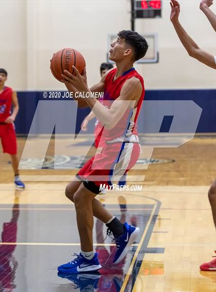 Thumbnail 3 in Highlands vs Jefferson photogallery.