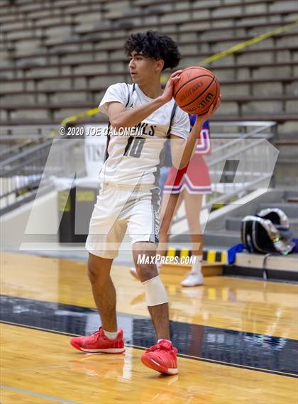 Thumbnail 1 in Highlands vs Jefferson photogallery.